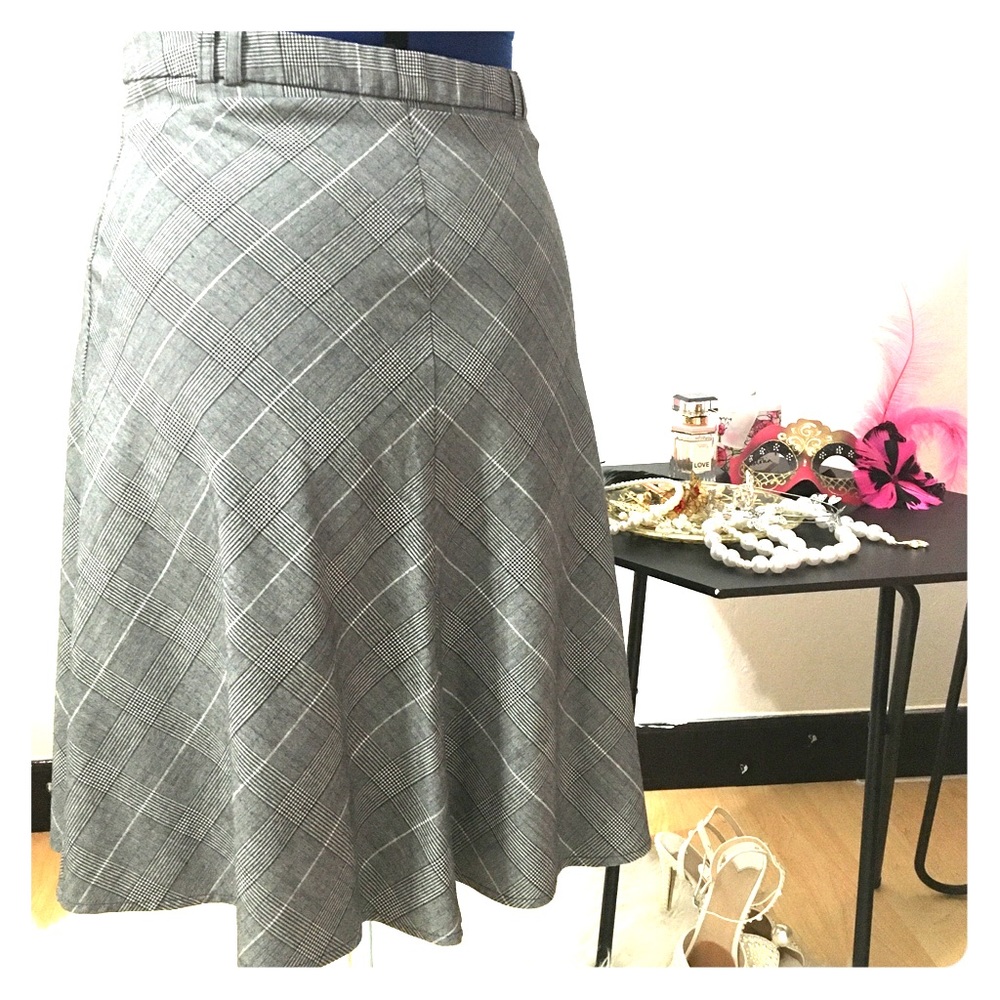 Plaid skirt